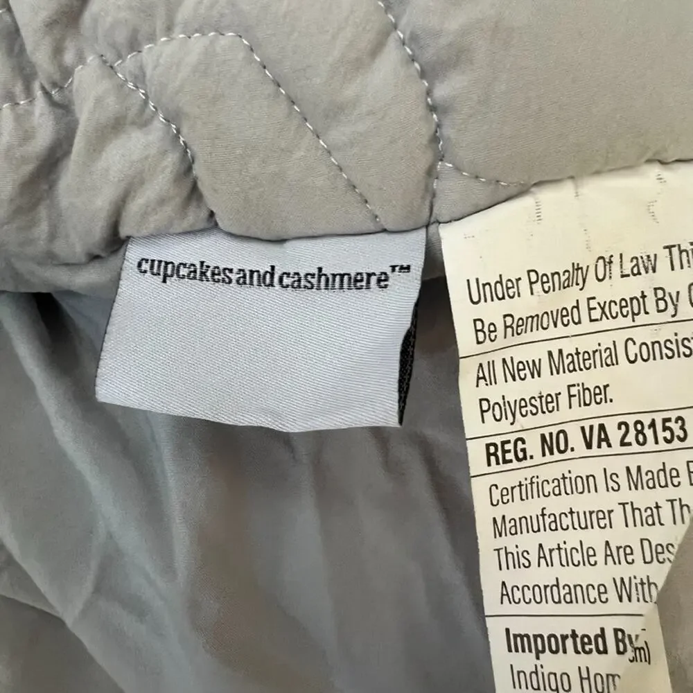 Cupcakes and Cashmere Comforter Full Gray Bubbled Textured